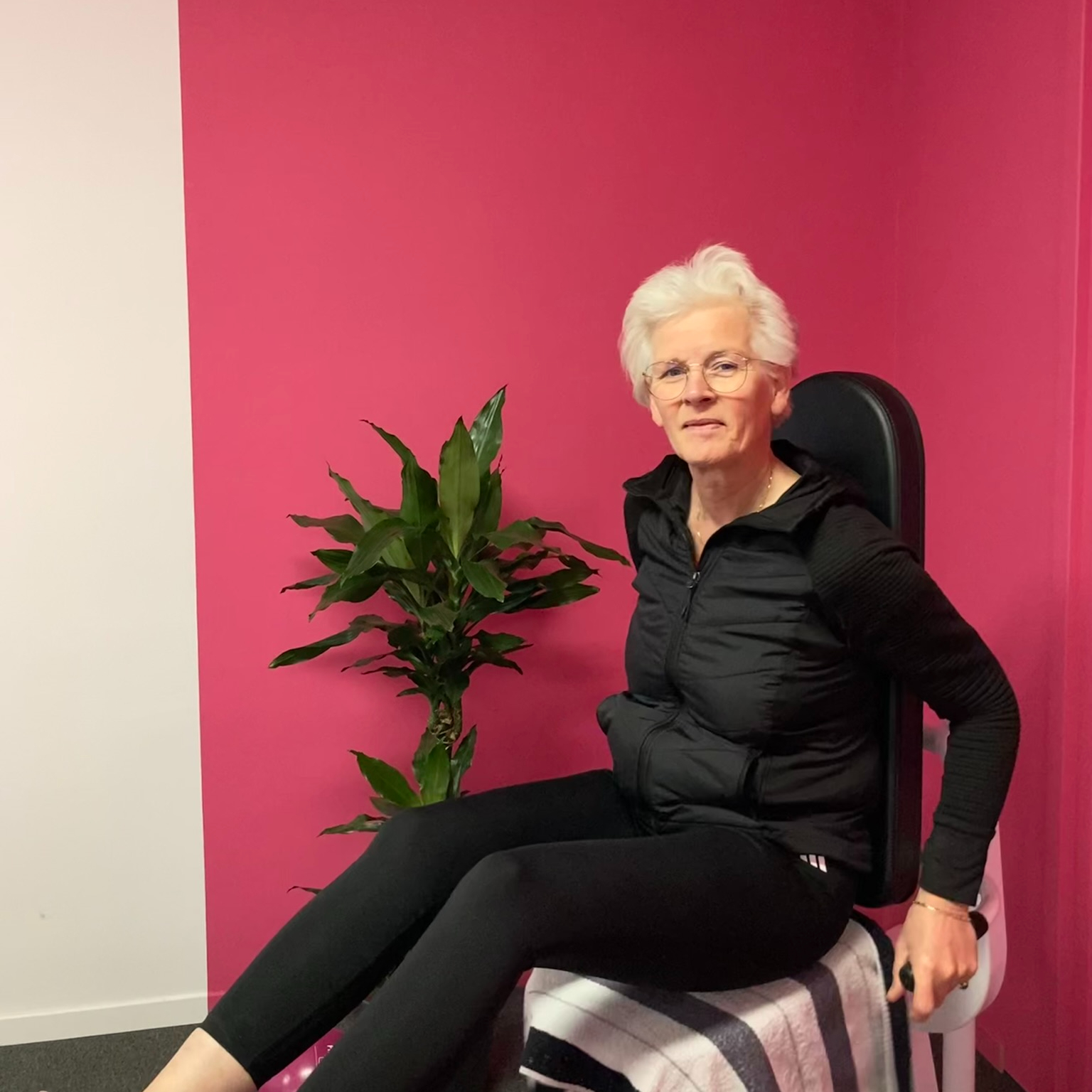 Portret van Dieneke, sportster bij hart for her Didam